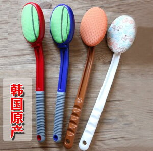 ボディブラシ 韓国 ロングハンドル 背中洗い マッサージ 垢すり 角質ケア 全身用 入浴 バスグッズ ホワイト レッド グリーン