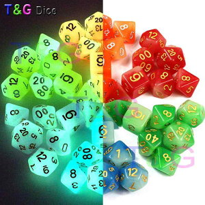 サイコロ 夜光 蓄光 蛍光 2色 混色 マルチカラー 多面体 数字 7個セット テーブルトークRPG ボードゲーム ダイス
