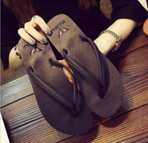 ビーチサンダル メンズ レディース カップル 夏 革 牛革 レザー トング 鼻緒 滑り止め 滑りにくい ビーチ ビーチ アウトドア レジャー カジュアル デイリー 耐摩耗性 ホワイト グレー ブラッ