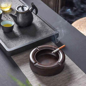 灰皿 卓上 木製 黒檀 オフィス リビングルーム チャイナ風 耐火傷性 耐熱 木目 彫刻 滑らか ラウンド 柔らか 背面 パッド 小さめ