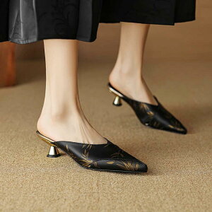 ~[pvX  fB[X  [q[ T_ |CebhgD h VjA }_ ̓ v[g JWA GKg    |