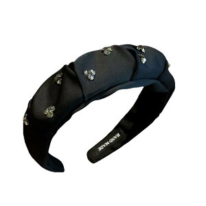 カチューシャ 大人 おしゃれ レディース ブラック プリーツ ストーン 高めトップ 小顔効果 ヘアアクセサリー 上品 万能