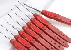 かぎ針 クロシェ 編み物 ツール 道具 ハンドメイド DIY 手編み 毛糸 手芸用品 編み棒 小物 雑貨 ミセス マダム プレゼント シンプル 赤 黄