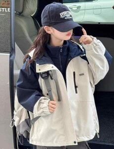 マウンテンパーカー 女の子 キッズ ジュニア 3WAY 着脱可能 ライナー付き フード付き 春秋 アウトドア 防風 撥水 防汚 カジュアル アウター