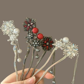 かんざし レディース ヘアアクセサリー 雪の結晶 クリスタル 個性的 揺れる タッセル U字型 中華 和モダン アンティーク風 高級感 まとめ髪 電気メッキ加工 合金 秋冬 ブライダル パーティー お呼ばれ 黒 シルバー