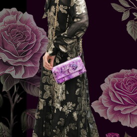 ようこそ花たちの世界へ。スマホポシェット Flone Magic Hour（フローネ マジックアワー）スマホショルダー FRUTTI DI BOSCO フルッティディボスコ アリス 花柄 レザー エナメル スマホ 可愛い かわいい プレゼント