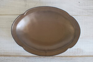 【fucca】在庫セール ルパ黒土シリーズ 木瓜オーバル 深皿 28センチ ゴールドマット 美濃焼 人気洋食器 テーブルウエア カレー皿 パスタ皿 メイン皿 大皿 大鉢 盛り鉢 インスタグラム