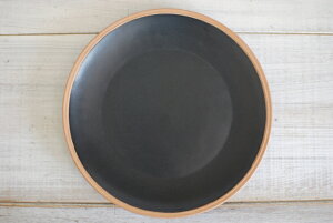人気商品 赤土モダンシリーズ 中皿 21.5cm ラウンドプレート マットブラック 美濃焼 人気洋食器 ワンプレート インスタグラム 【人気食器 美濃焼 インスタグラム】