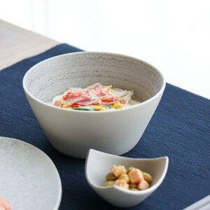 有田焼 ボウル 小鉢 白 銀 ホワイト シルバー 12cm シンプル 上品 おしゃれ かわいい サラダ 鉢 金善窯