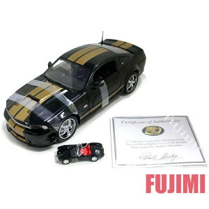 SHELBY COLLECTIBLES 2012 Ford Shelby GT350 with Cobra 1/18 tH[h }X^O VFr[ Ru ~jJ[