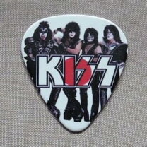 楽天市場】kiss ギターピックの通販