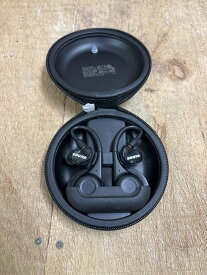 〈中古〉SHURE シュア (第2世代) AONIC 215 完全ワイヤレス高遮音性イヤホン / SE21DYBK+TW2-A トランスルーセントブラック : IPX4防滴 / 外音取り込み/Bluetooth 5.0 / Type-C ケーブル