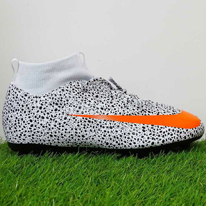 楽天市場 ジュニア マーキュリアル スーパーフライ 7 アカデミー Cr7 サファリ Hg ナイキ Nike ジュニアサッカースパイク ホワイト トータルオレンジ ブラック Bq5406 180 フジスポ楽天市場店