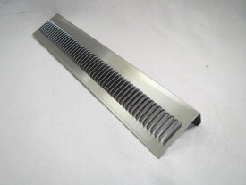 遠赤串焼き器 強力焼鳥器 640型 レッドフィン 専用部品中 遠赤外線 部品 焼鳥器 日本製 ガス式 遠赤 串焼き 焼き鳥コンロ 焼き鳥器 焼き鳥焼き器 串焼き 焼き鳥屋 アウトドア 野外 屋外 イベント 行事 お祭り 業務用 強力 焼鳥器 焼鳥機 焼物機 焼鳥 串焼器 遠赤串焼き