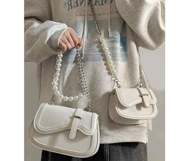 楽天市場】チェーンバッグ 白 レディース ショルダーバッグ 小さめ  