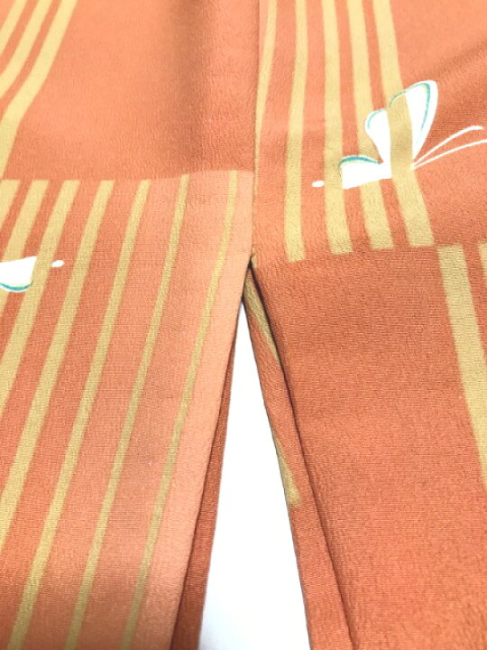 楽天市場】【中古】小紋 化繊 ときがら茶地に蝶模様 単衣着物 裄65cm S