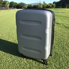 2toneカラー スーツケース ファスナー 機内持ち込み Sサイズ tsaロック おしゃれ 軽い 丈夫 軽量 おすすめ hinomotoキャスター 静音 ダイヤルロック ソフト 小さい 女性 男性 ビジネス ssサイズ ツートン ホワイト ブラック シルバー