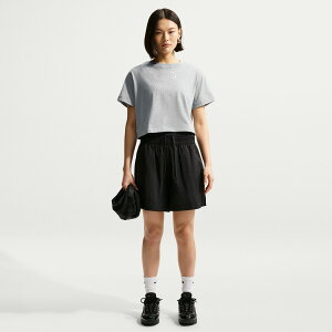 �i�C�L IR7870-063 �i�C�L �E�B�����Y NSW CLSC CROP �o�[�V�e�B18 S/S T�V���c (063)�_�[�N�O���[�w�U�[ ���f�B�[�X 2026ss 25p