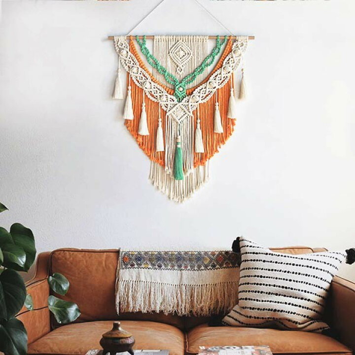 楽天市場 タペストリー 北欧 壁飾り おしゃれ 棒付き 手作り編み マクラメタペストリー 壁掛け ファブリック壁装飾 毛糸 ナチュラル 誕生日 ホーム インテリア フリンジ付き 新居祝い 引っ越し キズルームモダン 装飾アート 玄関 カフェ風 クリスマス ギフト Ja086x1x1n1