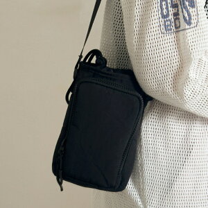 ペットボトルホルダー ボトルショルダー ボトルホルダー 水筒カバー スマホポーチ 撥水生地 3way 斜め掛け 水筒ケース タンブラー 長さ調節 ショルダー 持ち運び 水分補給 プール 運動会 キ