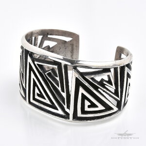 yFUNNYXgAz ioz A[EA_[\ gDt@LXg uXbg oO CfBAWG[ X^[OVo[ Vo[925 Y jZbNX Vo[W