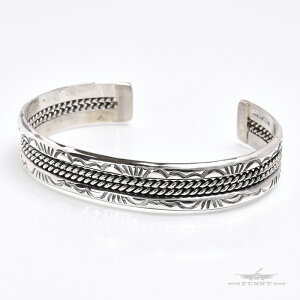 yFUNNYXgAz ioz Elaine Tahe C[[N uXbg X^v[N CfBAWG[ X^[OVo[ Vo[925 oO Vv Y fB[X AN