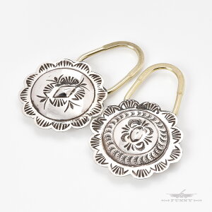 yFUNNYXgAz ioz Bertha Begay X^v[N L[z_[ CfBAWG[ X^[OVo[ Vo[925 L[`[ R` Y fB[X ANZT[ a