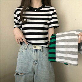 トップス カットソー Tシャツ レディース 送料無料 インナー 太 ボーダー 半袖 クルーネック ラウンドネック スポーツ カジュアル シンプル かわいい 着回し 運動会 S M L 黒 ブラック 灰色 グレー 緑 グリーン 大人 学生 高校生 夏