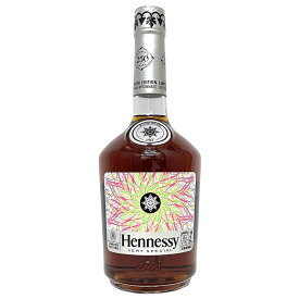 【送料無料】 ヘネシー Hennessy V.S リミテッドエディション ブランデー 未開封 未開栓 内容量 700ml アルコール度数 40度 VERY SPECIAL 250周年 コラボボトル ライアン・マクギネス コニャック 酒 お酒 アルコール 洋酒 プレゼント ギフト 贈り物 イベント コレクション