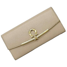 サルヴァトーレ フェラガモ 二つ折り 長財布 ec-22872 ベージュ ガンチーニ 22 D150/01 0683303 美品 財布 レザー 中古 Salvatore Ferragamo ロゴ ホック クリップ フラップ シンプル グレインレザー 定番 人気 箱付き お洒落 高級感 ブランド 本物 鑑定済み