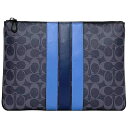 コーチ クラッチッグ ec-23902 ネイビー シグネチャー 91673 ファスナー PVC 中古 COACH ロゴ ストライプ 定番 人気 レディース メンズ クラッチ 紺色 紺 お洒落 薄い 薄柄 小さし ミニ コンパクト バッグ エレガント 総柄 高級感 上品 ブランド 本物 鑑定済み