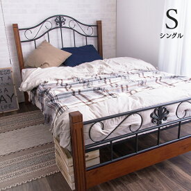 アンティーク ベッド