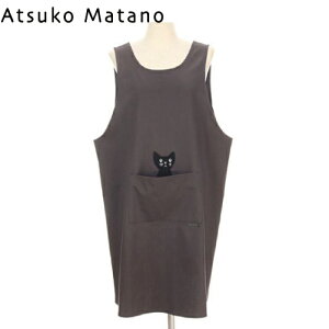 【送料無料】ATSUKO MATANO マタノアツコ かつらぎのひょっこり黒猫 エプロン グレー 普通(通常サイズ)28301(濃灰/またの あつこ)【メール便対応】