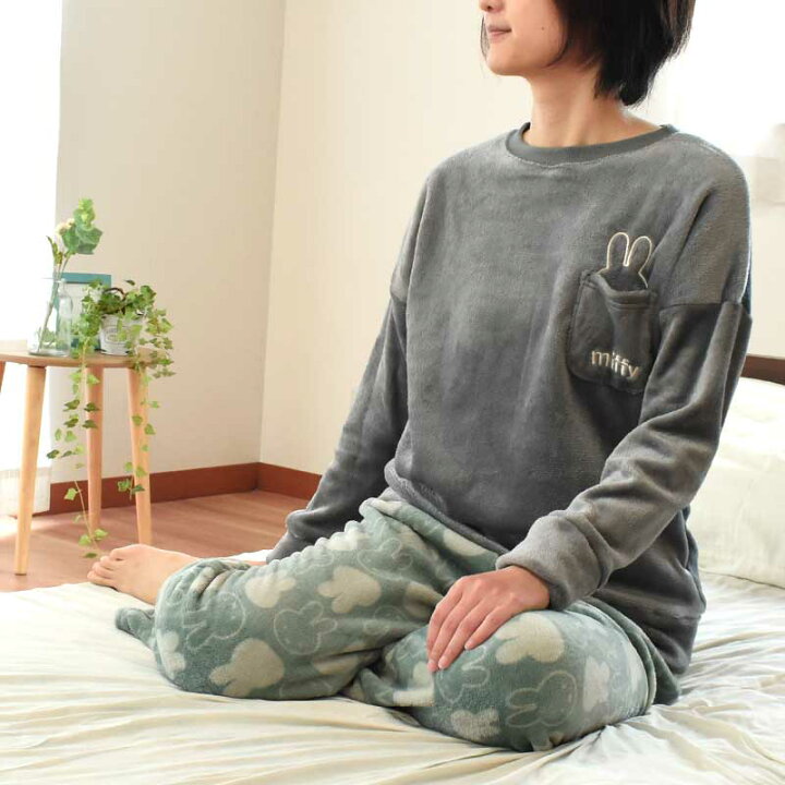 楽天市場 送料無料 パジャマ レディース 冬 部屋着 ルームウェア おすすめ ミッフィー ブルーナ ぱじゃま Pajama ミンクフリース ふわふわ ふわもこ 起毛 フリース 被り 秋冬 あったか 暖かい モカブラウン ギフト プレゼント 誕生日 贈り物 あす楽対応 こだわり 楽天市場 送料無料 パジャマ レディース 冬 部屋着 ルームウェア おすすめ ミッフィー ブルーナ ぱじゃま Pajama ミンクフリース ふわふわ ふわもこ 起毛 フリース 被り 秋冬 あったか 暖かい モカブラウン ギフト プレゼント 誕生日 贈り物 あす楽対応 こだわり
