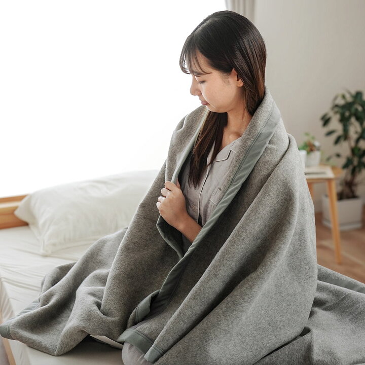 楽天市場】【4/1限定！クーポンで11％OFF】西川 カシミヤ毛布 シルク混 