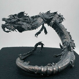 【期間限定DEALポイントバック15％】 風水 龍 ブラックドラゴン -黒鱗滅竜- 金属 置物 竜 玄関 風水グッズ ドラゴン 開運祈願 金運祈願 風水龍 アイテム 龍神 開運 金運 財産運 出世運 恋愛運 幸福 成功 プレゼント 贈り物 開運厄除 祈願成就 厳重 金運上昇