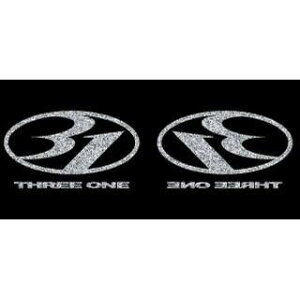 THREE ONE 31���S�X�e�b�J�[ �T�C�Y M �J���[ �V���o�[���� B71A03 �X���[���� �X�e�b�J�[