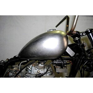 K&W ローマウント ピーナッツタンク P30001 部品屋K&W タンク関連パーツ バイク エストレヤ