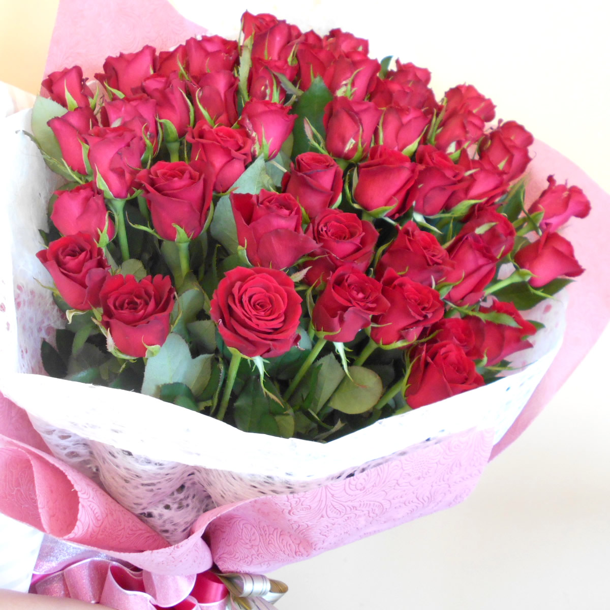 永遠の人気商品 花門フラワーゲート 花束 メイルオーダー 還暦用赤バラ ６０本 生花 ギフト お祝い バレンタインデー プレゼント 贈答 大切な日 記念日