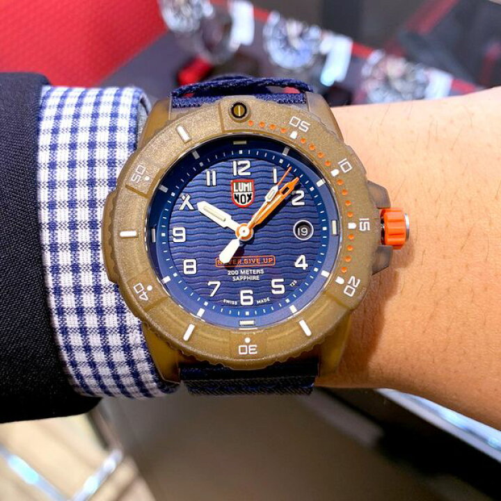 楽天市場】【ノベルティプレゼント】LUMINOX ルミノックス BEAR GRYLLS 