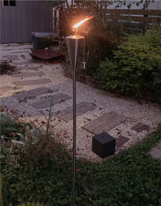 楽天市場 最大600円クーポン 欠品中 入荷日未定 ガーデントーチ ポータブル 2本セット Aplus オイルトーチ エープラス 品番 Fd Gtp アウトドア 庭 バルコニー テラス 持ち運び 携行 ランタン 松明 たいまつ 篝火 ステンレス キャンドル キャンプ グランピング