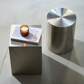 【365日配送】最大1000円OFFクーポン ステンレス スクエア テーブル ローテーブル サイドテーブル メタル シルバー カフェテーブル スツール ディスプレイ 什器 コンパクト 正方形 店舗什器 シンプル モダン おしゃれ 韓国インテリア ディスプレイテーブル【エトレマ】