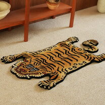 Tibetan rug チベット絨毯 虎 ラグマット Tibetan Tiger Rug Large チベタンタイガーラグ マット 虎 おしゃれ 敷物 インテリア ブラック ナチュラル 玄関マット 屋内 室内 ウール コットン エスニック 分厚い 柄 小さい 小さめ asquisse