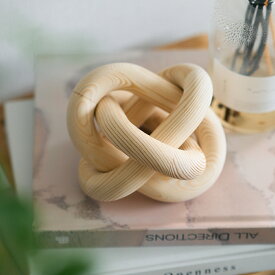 【365日配送】最大1000円OFFクーポン！木製チェーン　オブジェ　ウッドオーバルリング　リング　鎖型　木　かわいい　可愛い　SNS映え　撮影小物　インテリア　オブジェ　リビング　玄関　寝室　　韓国風　韓国インテリア【e.trema.】【エトレマ】