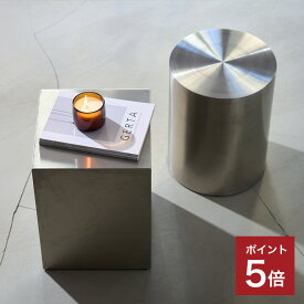 【365日配送】最大1000円OFFクーポン！ ステンレス スクエア テーブル ローテーブル サイドテーブル メタル シルバー カフェテーブル スツール ディスプレイ 什器 コンパクト 正方形 耐久性 店舗什器 シンプル モダン おしゃれ 韓国インテリア 【e.trema.】【エトレマ】