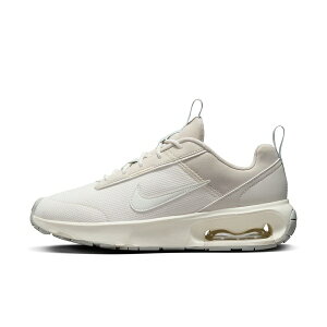  iCL NIKE EBY GA }bNX INTRLK Cg DX3705 (002) Xj[J[