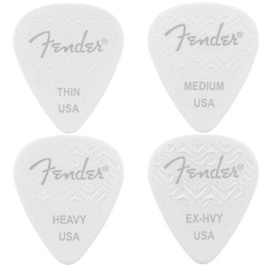 �y2/13�`15 P5�{or10�{!(�ꕔ�ΏۊO����)�zFender �s�b�N 351 Shape Wavelength Celluloid Picks White 6���p�b�N �t�F���_�[