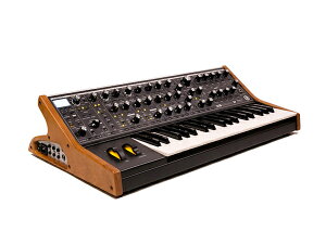 moog Subsequent 37 AiOEVZTCU[ 37Ձy[ z