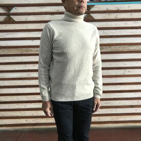 WILLIAM LOCKIE ウィリアムロッキー【SALE】 タートルネック　イギリス製　 LAMBSWOOL JUMPER ROLL NECK　SWEATER 　Linel　ベージュ