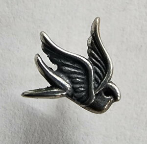 galcia PIERCE SWALLOW SMALL EARRING S �K���V�A�@�X�����[�@�c�o���@�s�A�X�@S�T�C�Y (18P-SW001SS)